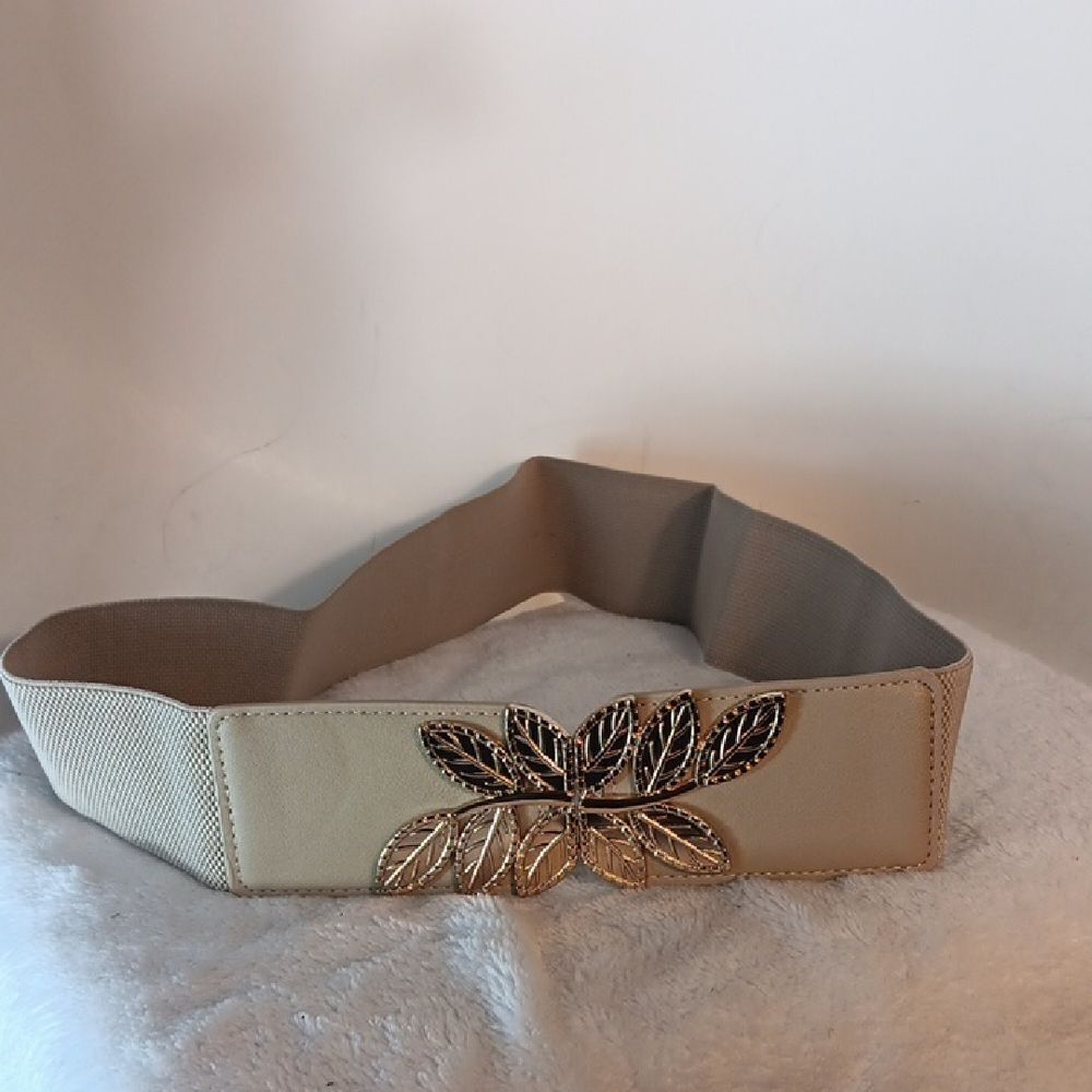 Elegant Tan Belt with Gold Leaf Accent